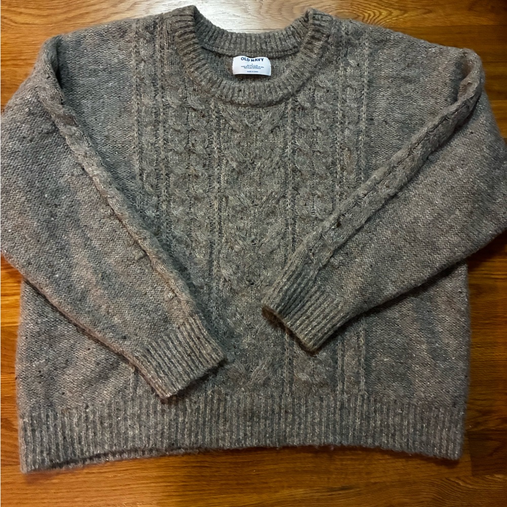 Gray/Beige Cable Knit Sweater